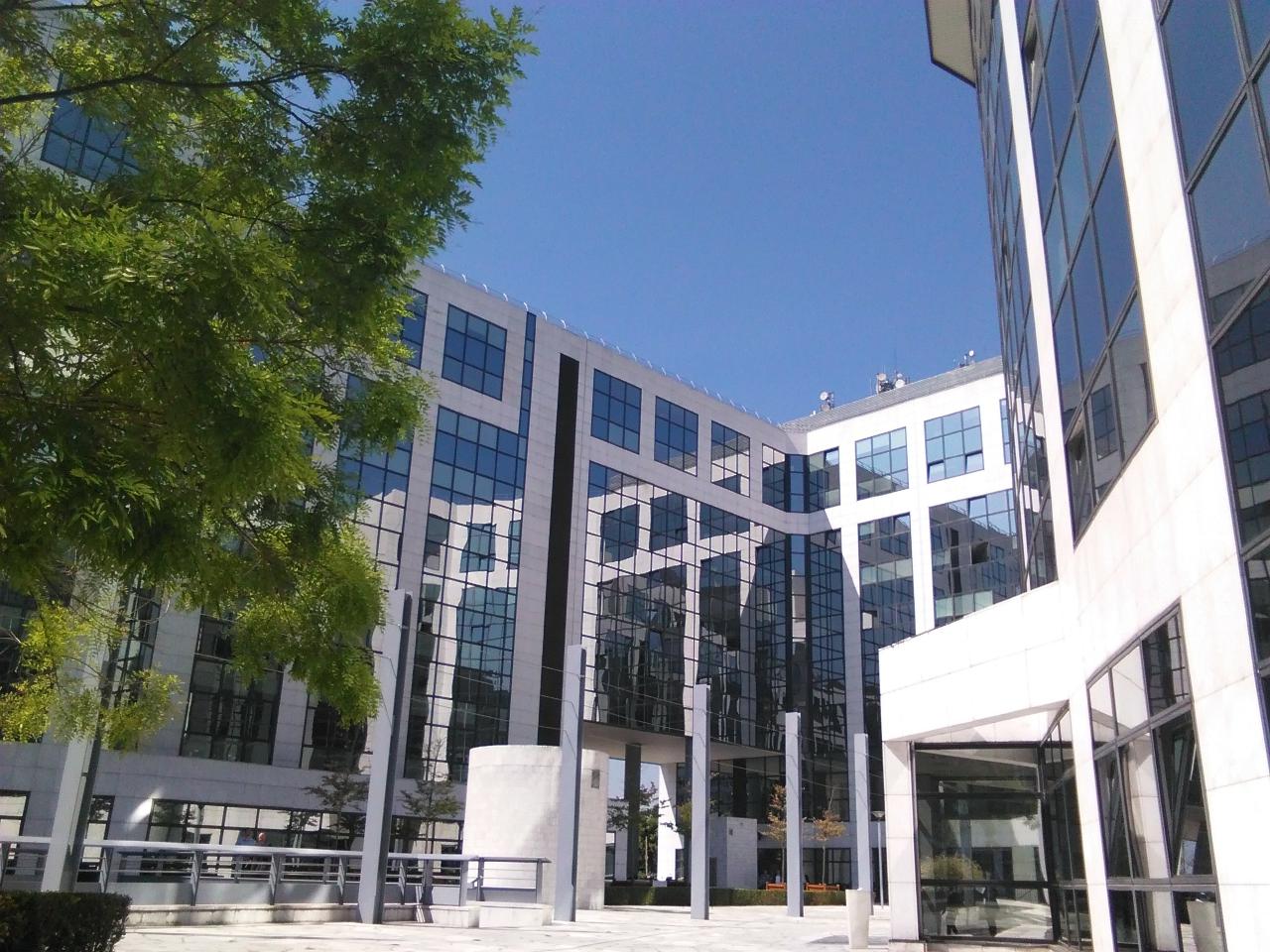 Bureau Noisy-le-Grand 346m² Location bureau Noisy-le-Grand Seine-Saint-Denis OLBUR2203716 1